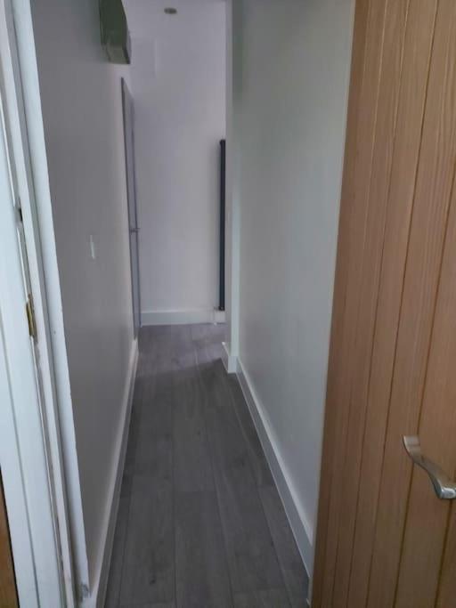 Home Away Barking Barking  Extérieur photo