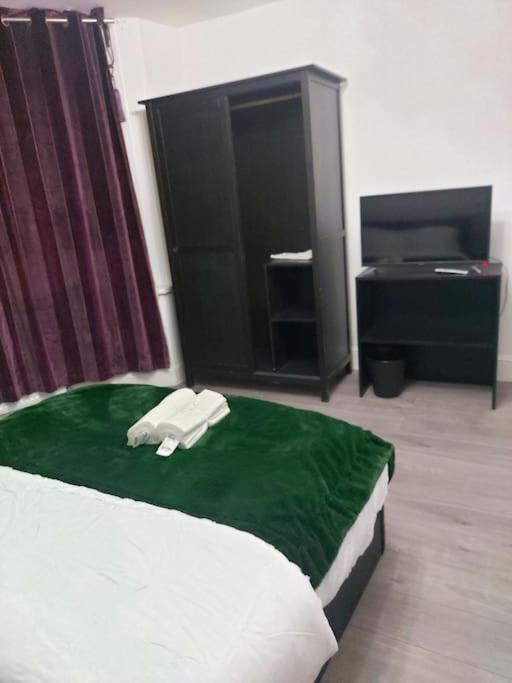 Home Away Barking Barking  Extérieur photo
