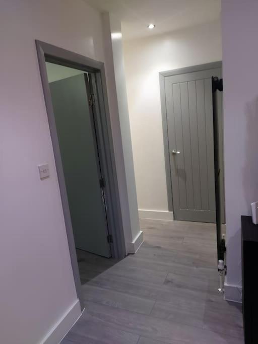 Home Away Barking Barking  Extérieur photo